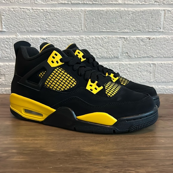 Jordan Other - Air Jordan 4 Retro GS Thunder 2023
